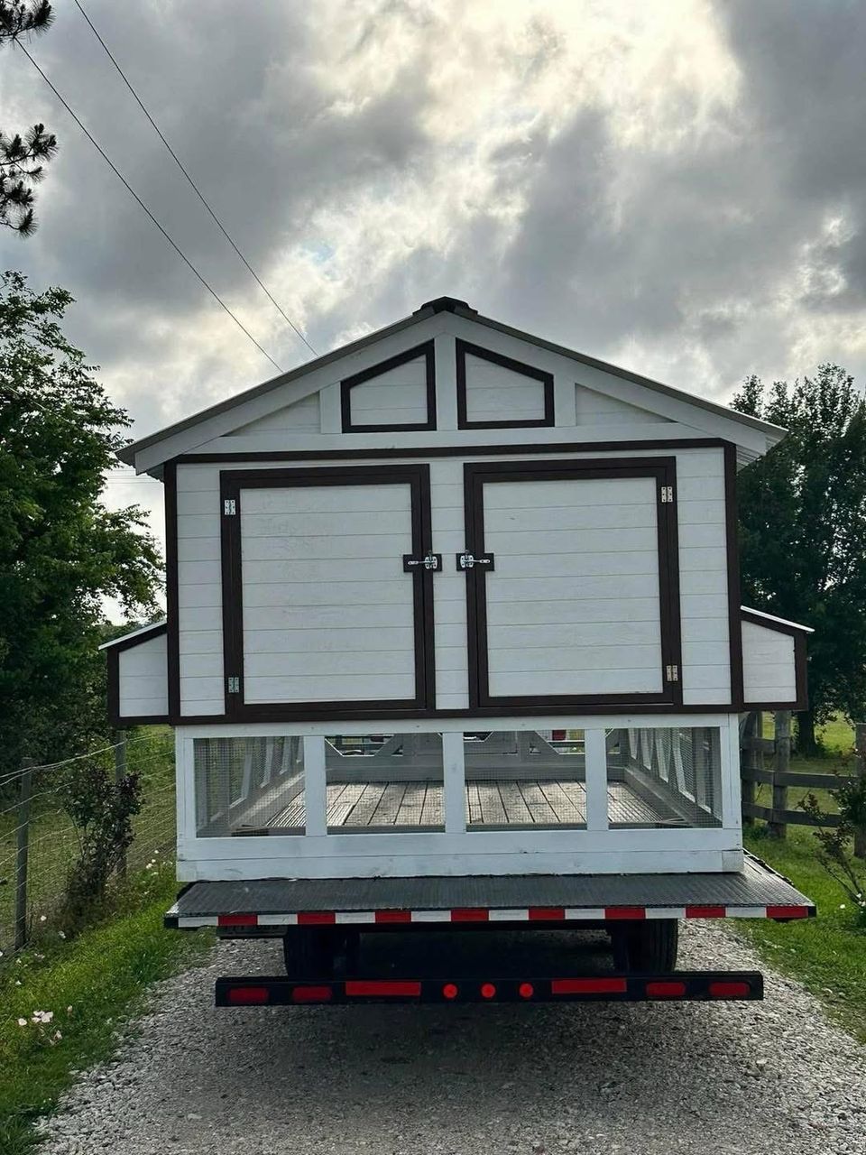8′ x 16′ Chicken Coop – James Amish Storage